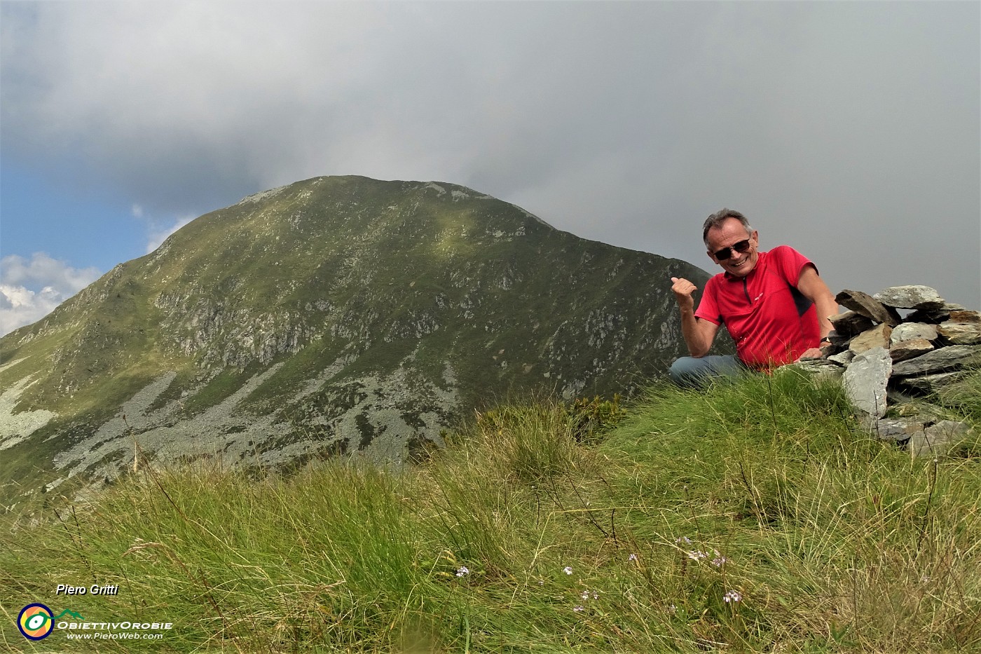 63 Dal Monte Arete (2227 m) vista sul Monte Valegino (2415 m).JPG